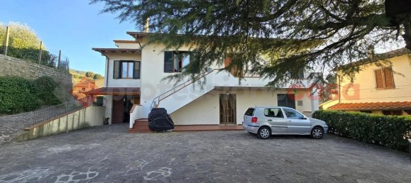 11 rooms House in Arezzo, Italy No. 227182 13