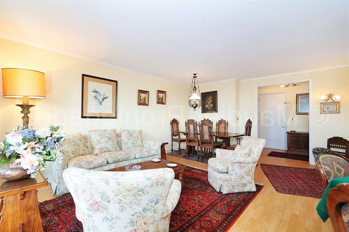 2 bedrooms Apartment in Santiago, Chile No. 3844