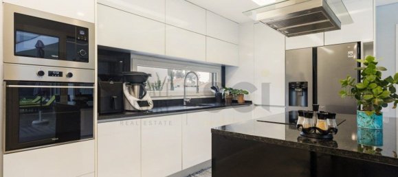 4 Schlafzimmer Haus in Corroios, Portugal, Nr. 100741 6