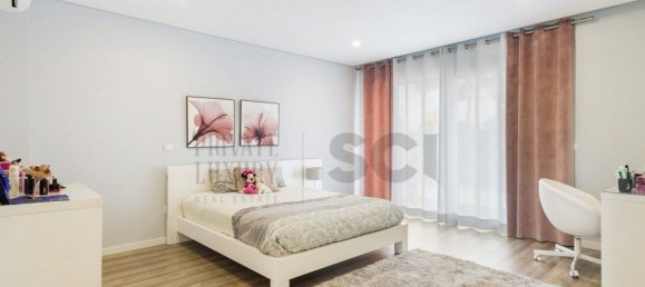4 Schlafzimmer Haus in Corroios, Portugal, Nr. 100741 14