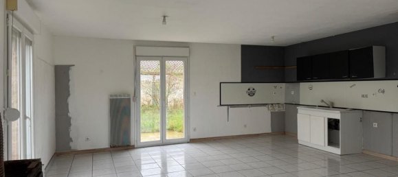 3 bedrooms House in Saint-Jean-les-Buzy, France No. 235904 4