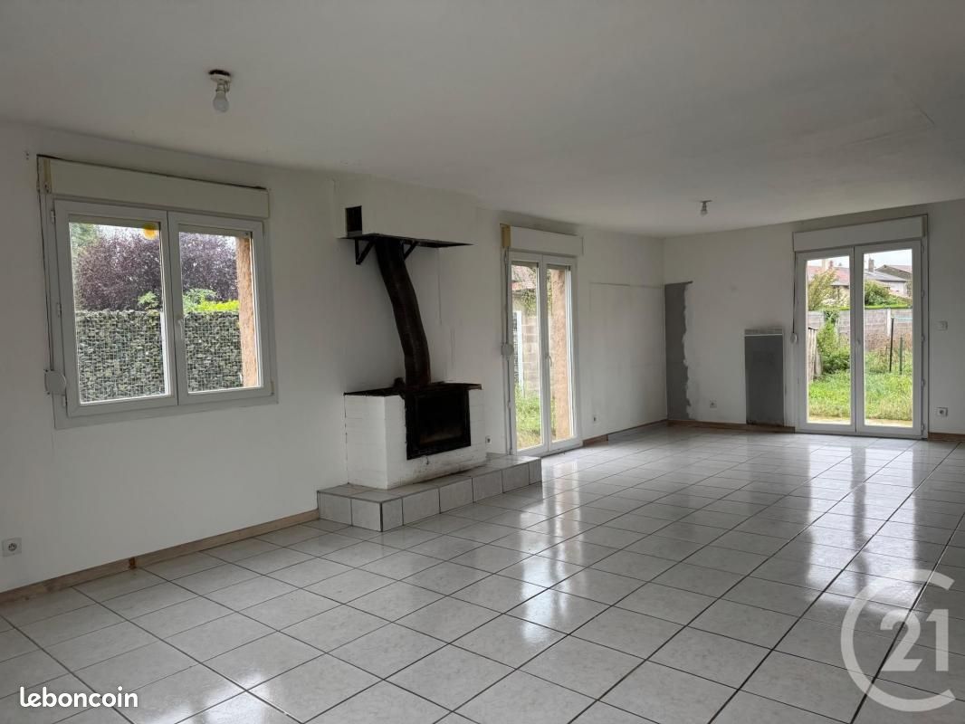 3 bedrooms House in Saint-Jean-les-Buzy, France No. 235904