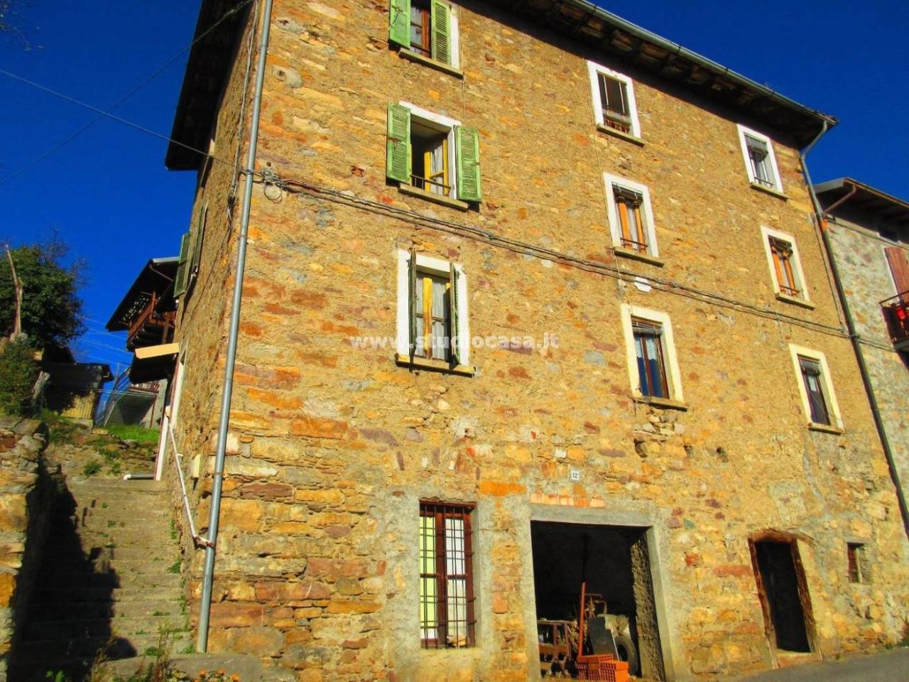 5-Zimmer Haus in Rogno, Italy, Nr. 33835