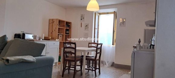 5-Zimmer Haus in Rogno, Italy, Nr. 33835 9