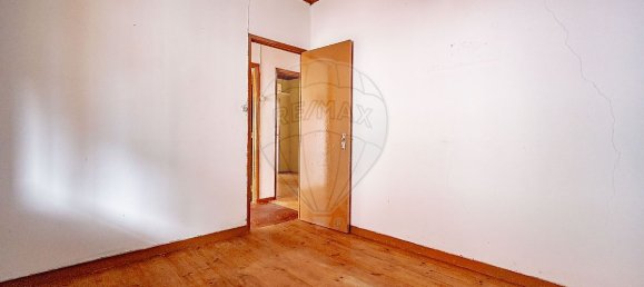 3 bedrooms House in Lousa, Portugal No. 183846 8