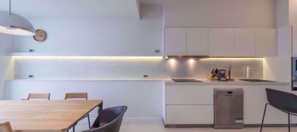 Casa de 3 dormitorios en Khlong Toei, Thailand No. 9460 14