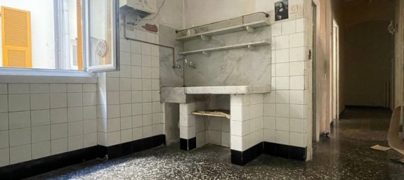 2غرفة شقة في Genoa, Italy رقم 271870 7