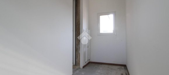 2غرفة شقة في Cerro Maggiore, Italy رقم 36704 4