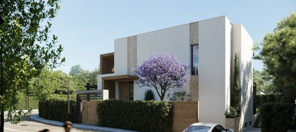 273m² Land in Estepona, Spain No. 101917 8