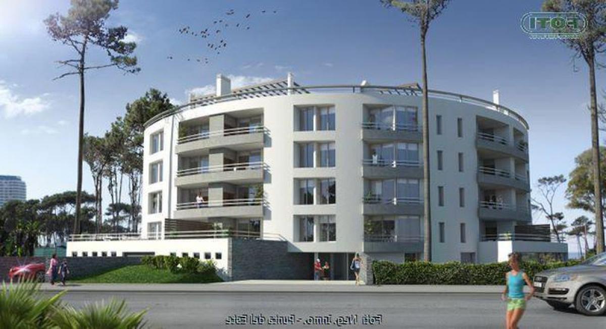 3 bedrooms Apartment in Punta del Este, Uruguay No. 12806