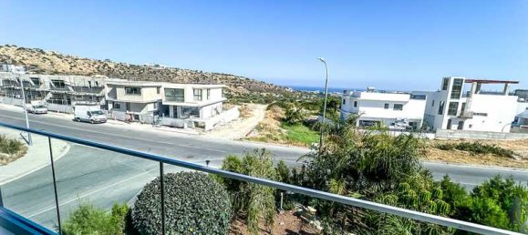 4 bedrooms Commercial property in Germasogeia, Cyprus No. 13649 9