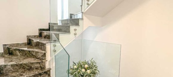 4 bedrooms Commercial property in Germasogeia, Cyprus No. 13649 11