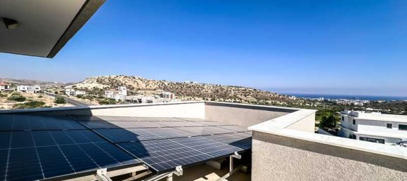 4 bedrooms House in Germasogeia, Cyprus No. 13649 16