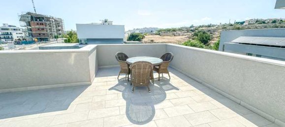 4 bedrooms Commercial property in Germasogeia, Cyprus No. 13649 3