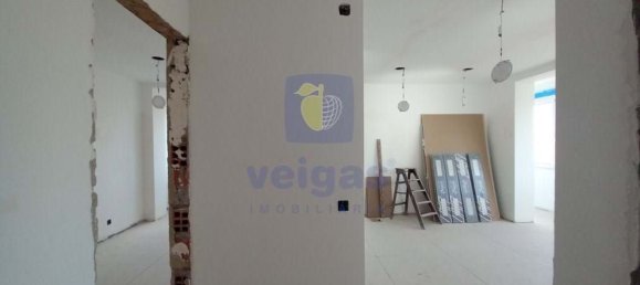 4 chambres Appartement à Almada, Portugal No. 87329 3