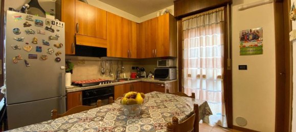 4 rooms Duplex in Fossò, Italy No. 220655 24