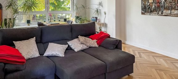 9 rooms Townhouse in Essen, Germany No. 327976 2