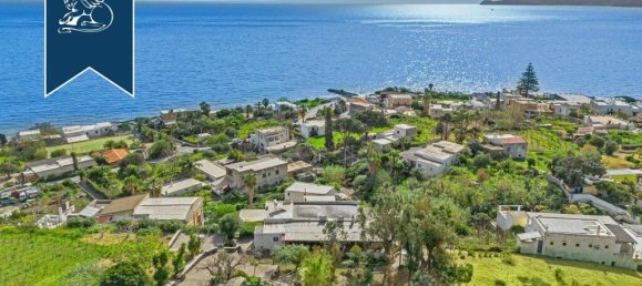 7 chambres Villa à Santa Marina Salina, Italy No. 354895 5