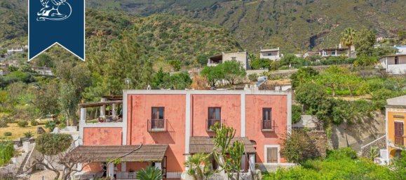 7 chambres Villa à Santa Marina Salina, Italy No. 354895 2