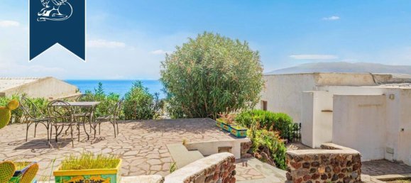 7 chambres Villa à Santa Marina Salina, Italy No. 354895 12