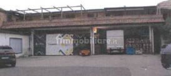 1-salle Propriété commerciale à Limbiate, Italy No. 317984 2