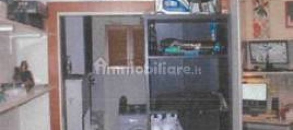 1-salle Propriété commerciale à Limbiate, Italy No. 317984 18