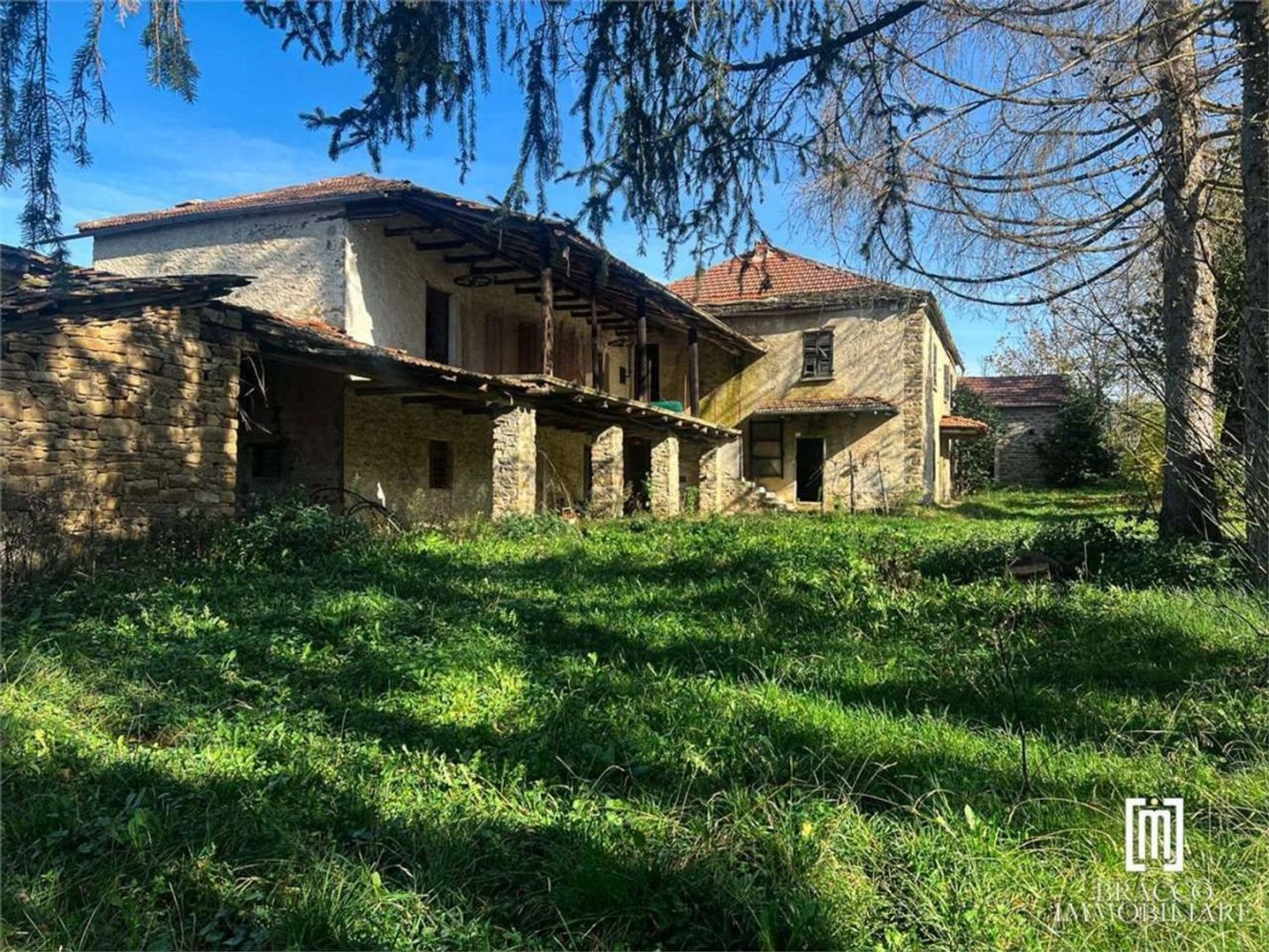 20-Zimmer Haus in Pezzolo Valle Uzzone, Italy, Nr. 233420