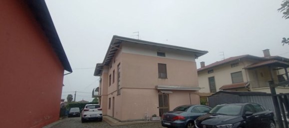 5 rooms Apartment in Cossato, Italy No. 208119 14