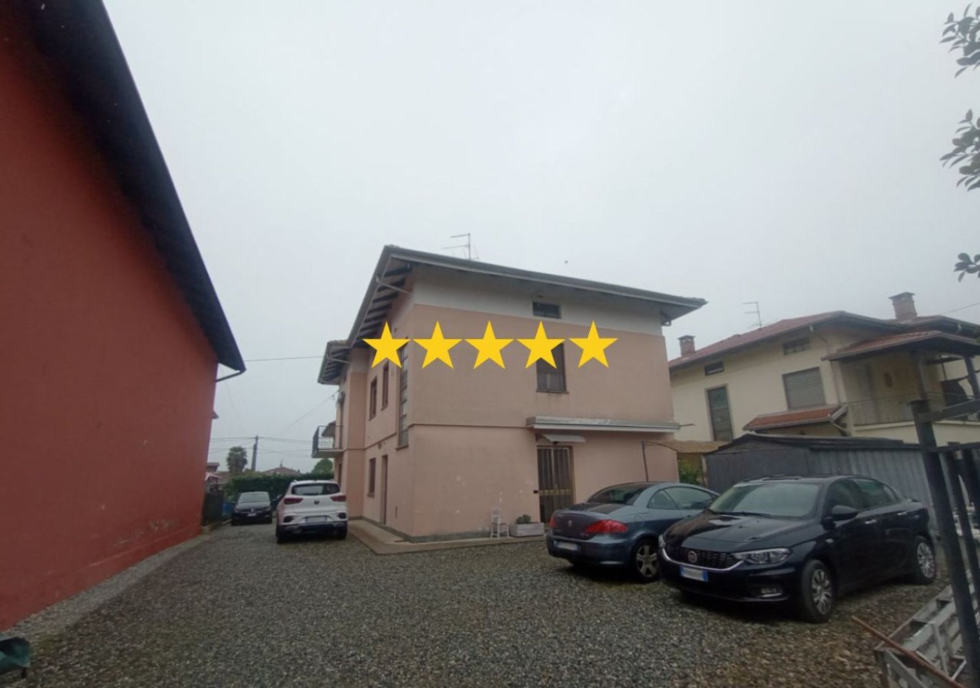 5 rooms Apartment in Cossato, Italy No. 208119