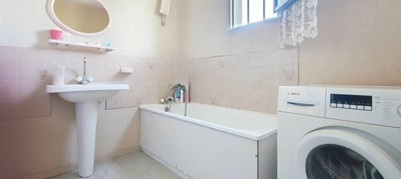 3 chambres Maison à Maine-et-Loire, France No. 357923 9