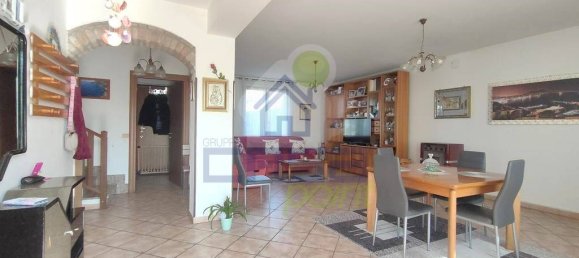 3 bedrooms House in Acquanegra sul Chiese, Italy No. 167546 5