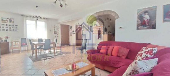 3 bedrooms House in Acquanegra sul Chiese, Italy No. 167546 8