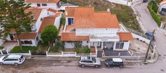 3 bedrooms House in Nazare, Portugal No. 179718 2