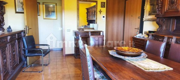 3 bedrooms Penthouse in Busto Arsizio, Italy No. 381467 4