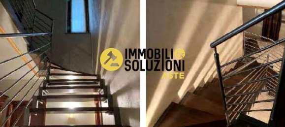 Villa de 4 divisões em Caresanablot, Italy N.º 13353 45