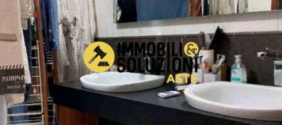 Villa de 4 divisões em Caresanablot, Italy N.º 13353 47