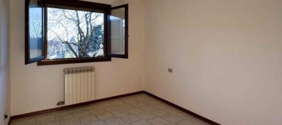 3-Zimmer Wohnung in Castano Primo, Italy, Nr. 64585 5