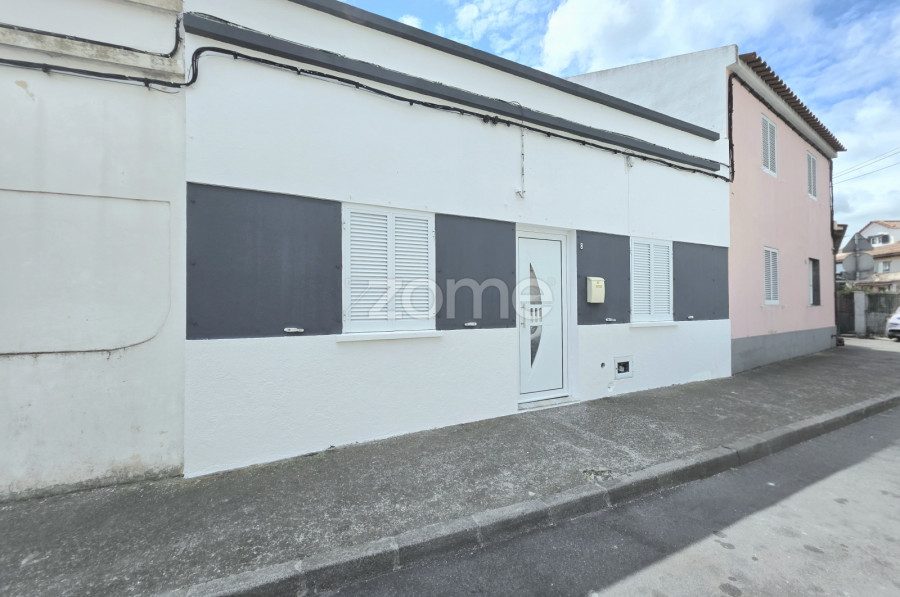 Casa T2 em Lagoa, Portugal N.º 238911