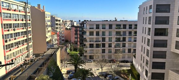 3 bedrooms Apartment in Lisbon, Portugal No. 110329 25