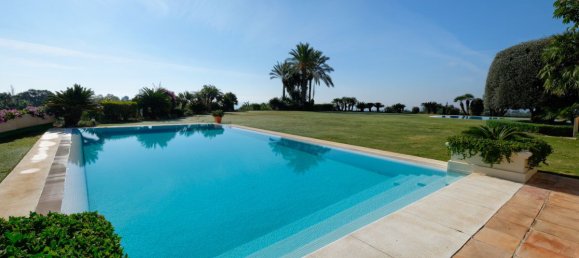 5 bedrooms Villa in Marbella Golden Mile, Spain No. 2969 10