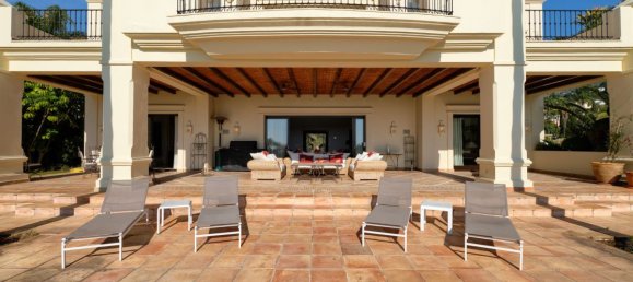 5 bedrooms Villa in Marbella Golden Mile, Spain No. 2969 11