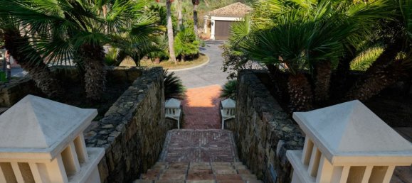 5 bedrooms Villa in Marbella Golden Mile, Spain No. 2969 18