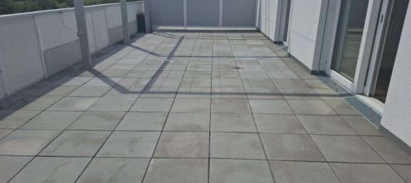 Замки и поместья с 2 комнатами в Мария Энцерсдорф, Австрия № 216569 4