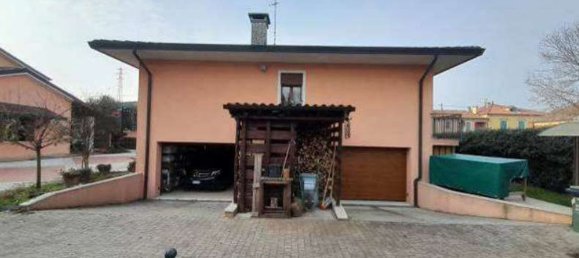 9 rooms Apartment in Montegaldella, Italy No. 281230 14