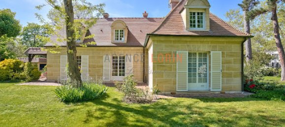 4 bedrooms House in Le Vesinet, France No. 184224 16