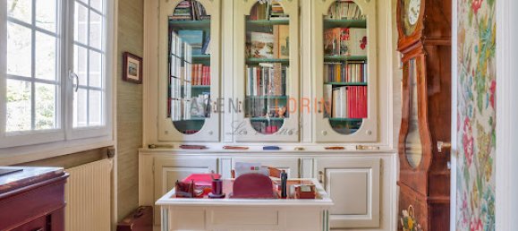 4 bedrooms House in Le Vesinet, France No. 184224 7