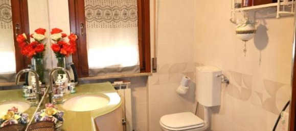 6غرفة شقة في Montevarchi, Italy رقم 236689 5