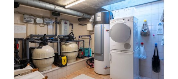 5 bedrooms House in Cascais, Portugal No. 119744 9