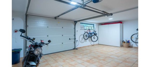 5 bedrooms House in Cascais, Portugal No. 119744 8