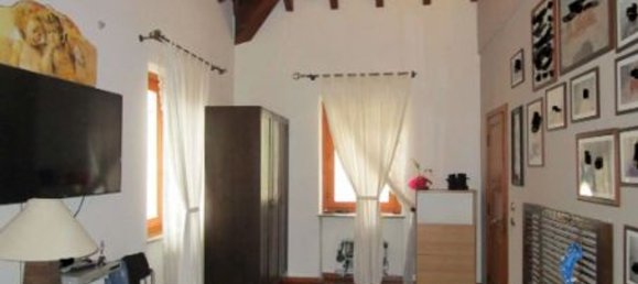 Villa de 7 habitaciónes en Lissone, Italy No. 6252 6